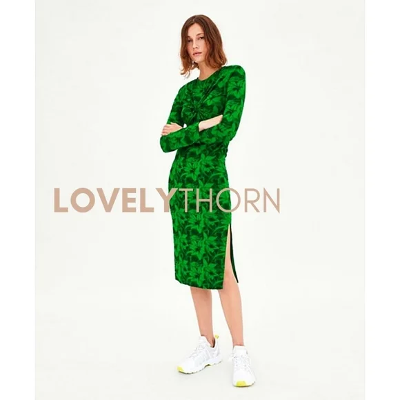 ZARA // kelly green floral printed fitted long sleeve side slit midi dress - Picture 2 of 11